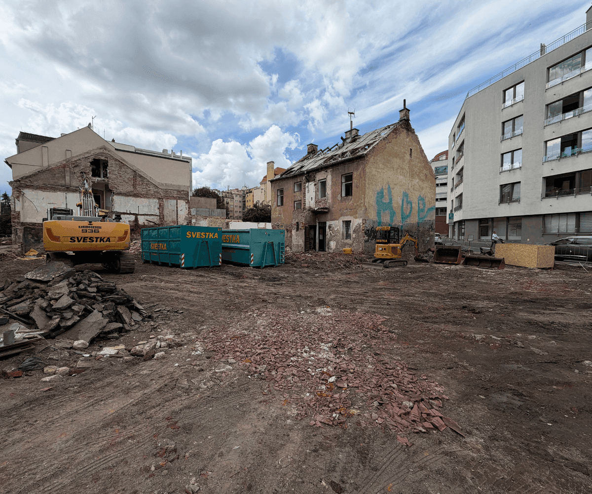 V2 Rezidence: Pokračují demoliční práce - 95
